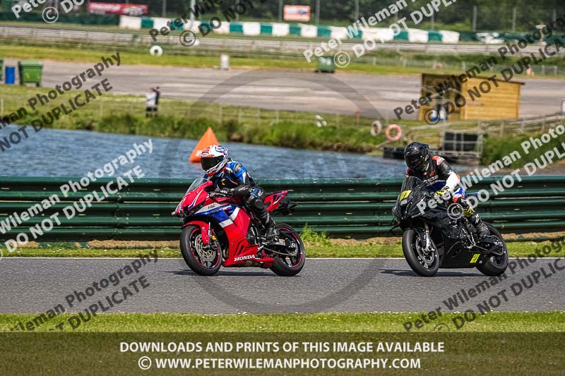 enduro digital images;event digital images;eventdigitalimages;mallory park;mallory park photographs;mallory park trackday;mallory park trackday photographs;no limits trackdays;peter wileman photography;racing digital images;trackday digital images;trackday photos